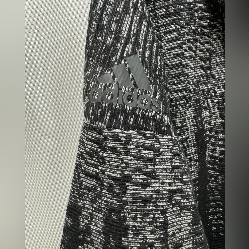 Adidas jacket - Picture 9 of 14